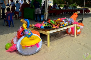 5. Beach Toys (1)