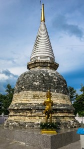 Coral Stupa Temple Thong Nian(9-16-53 N 99-48-56E)