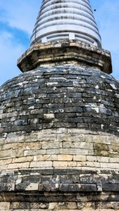 Coral Stupa Temple Thong Nian(9-16-53 N 99-48-56E)-3