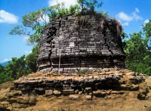 Coral Stupa Temple Thong Nian(9-16-53 N 99-48-56E)-66