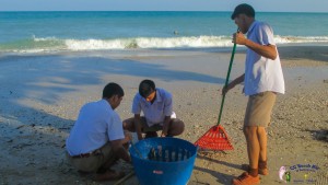 Beach Cleaning By Khanom Pittya Students 12th Dec  (2)