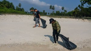 5th Beach cleaning day-4