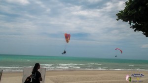 Paramotorsover nadan Beach