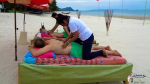 Massage on the beach (3)