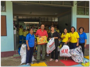 Donation to Wat Vhedi Luang School 14th Nov-13