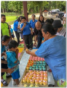 Ice cream and cakes to Wat jd luang school 16th Nov 18-24